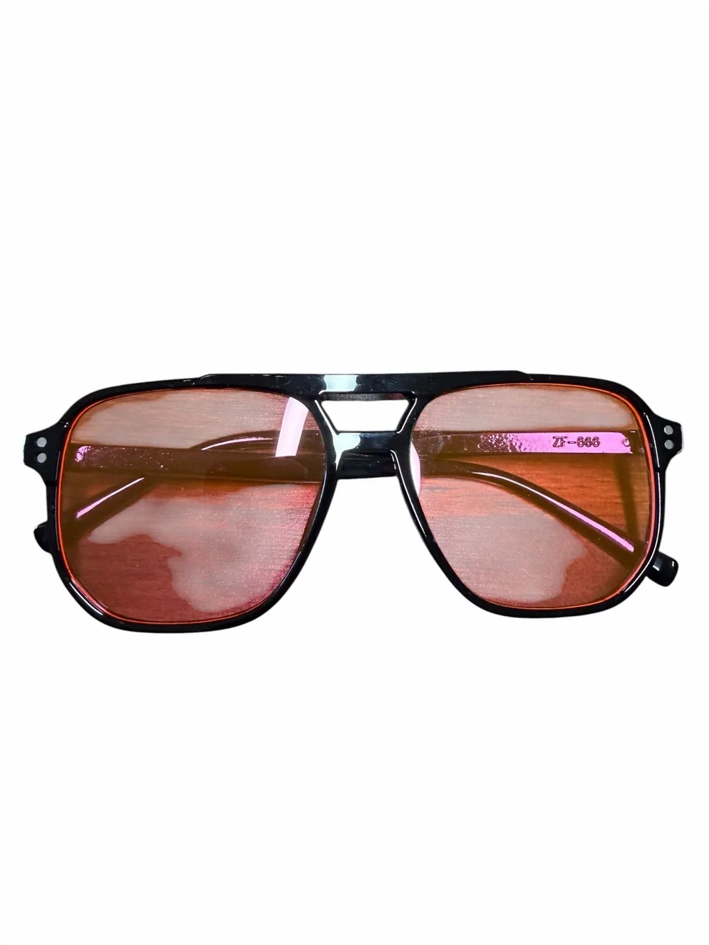 Women’s Aviator-Style Sunglasses with Pink Lenses